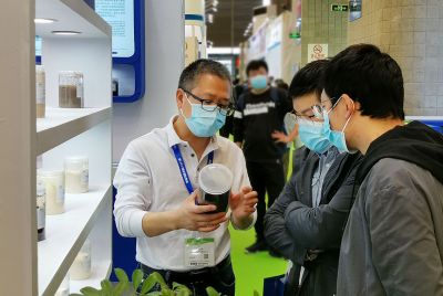 �±�gg�����漣�������������������Ϊ��̼�к͡�������